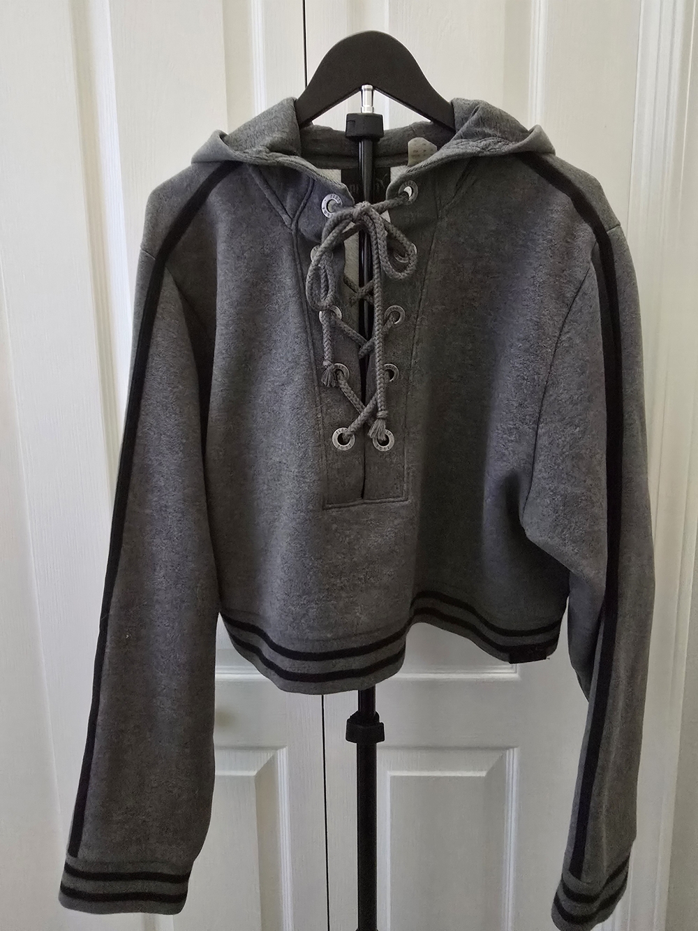 PUMA By Rihanna Lace-Up Hooded Cropped Sweatshirt